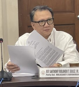 Cong Anthony Golez at work